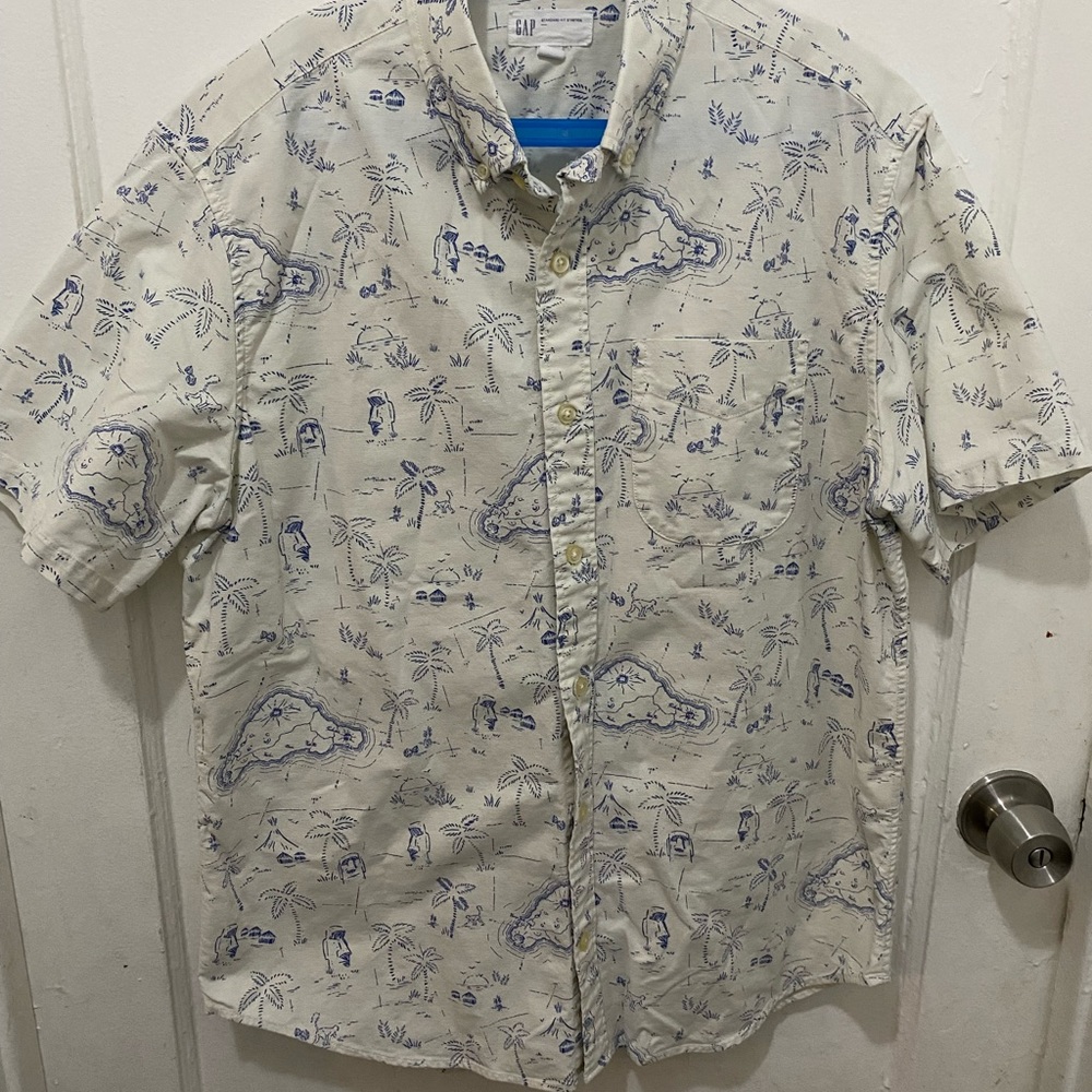 Gap short sleeve shirt